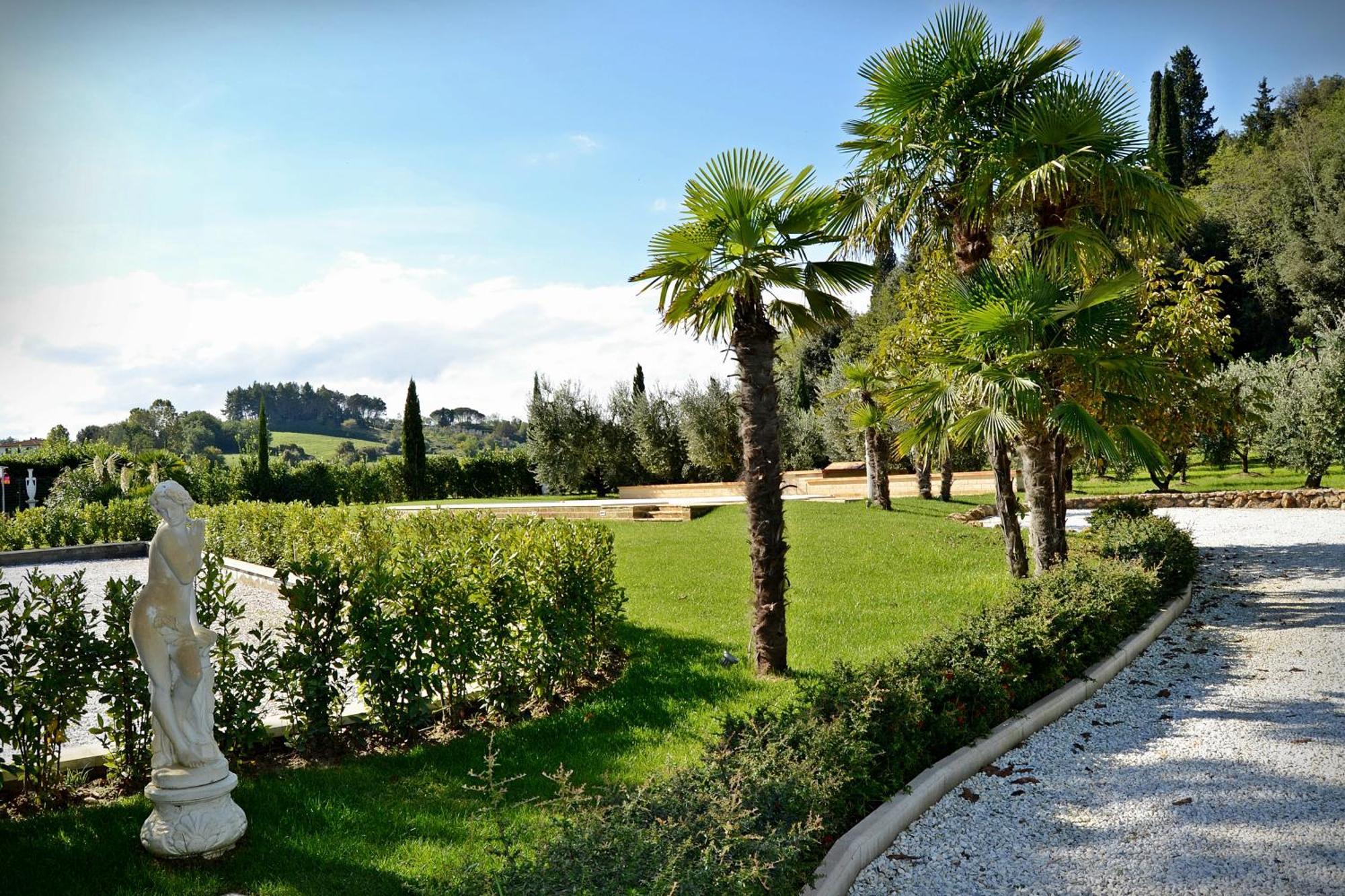 Cevoli Country Resort Lari Exterior photo